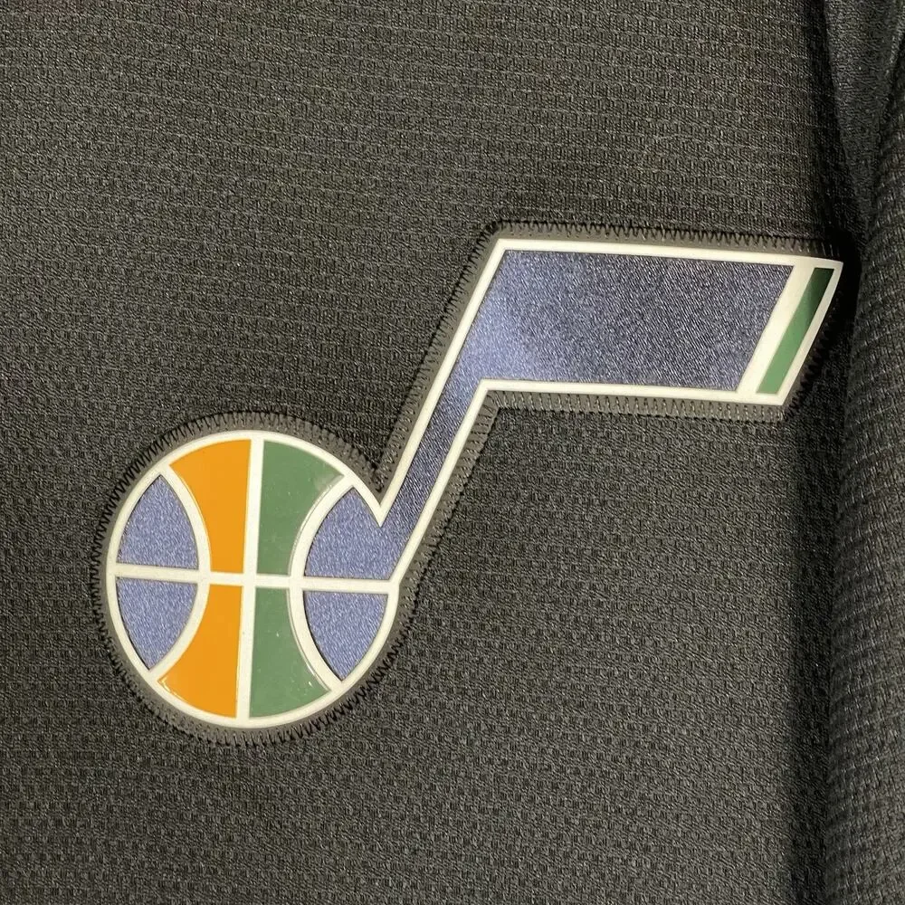 Nike NBA Jacket Mens LT‎ Black Full Zip Utah Jazz Embroidered Logo Dri Fit